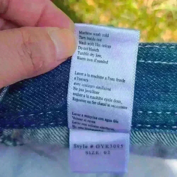 Y2K BCBGirls denim skirt size 2 - Picture 9 of 16